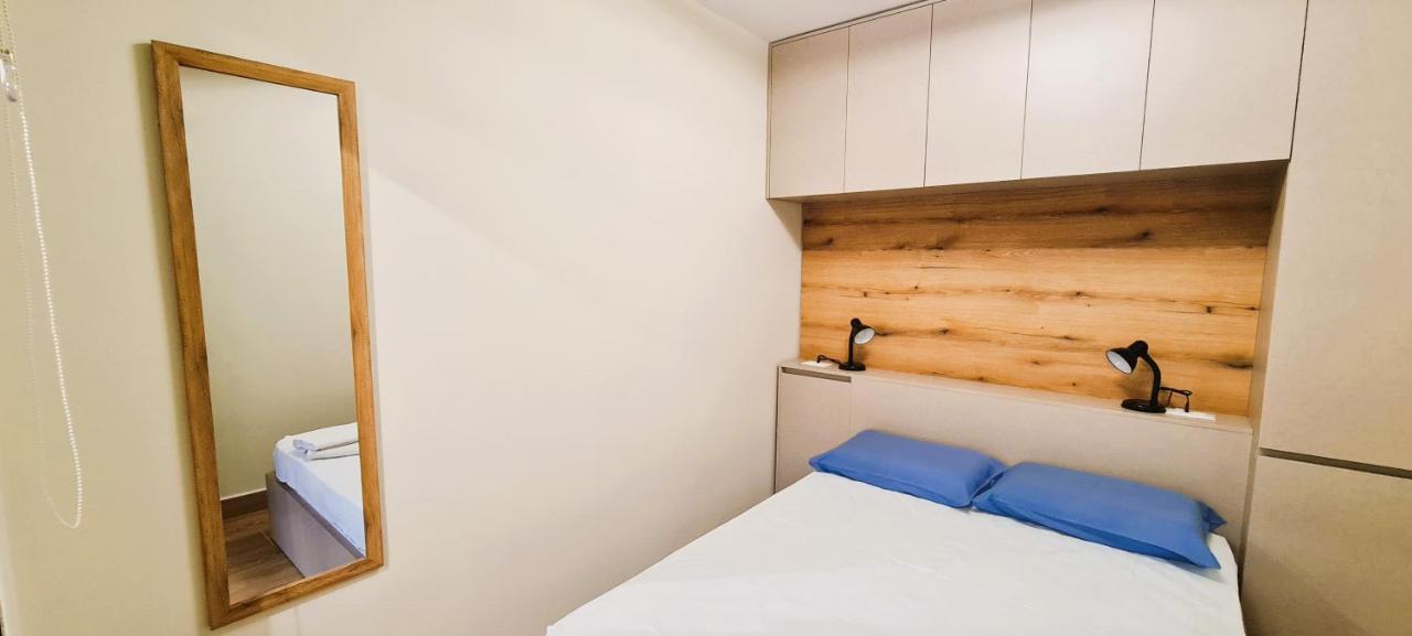 2V1 - Center Apartment 1 Tirana Exteriér fotografie